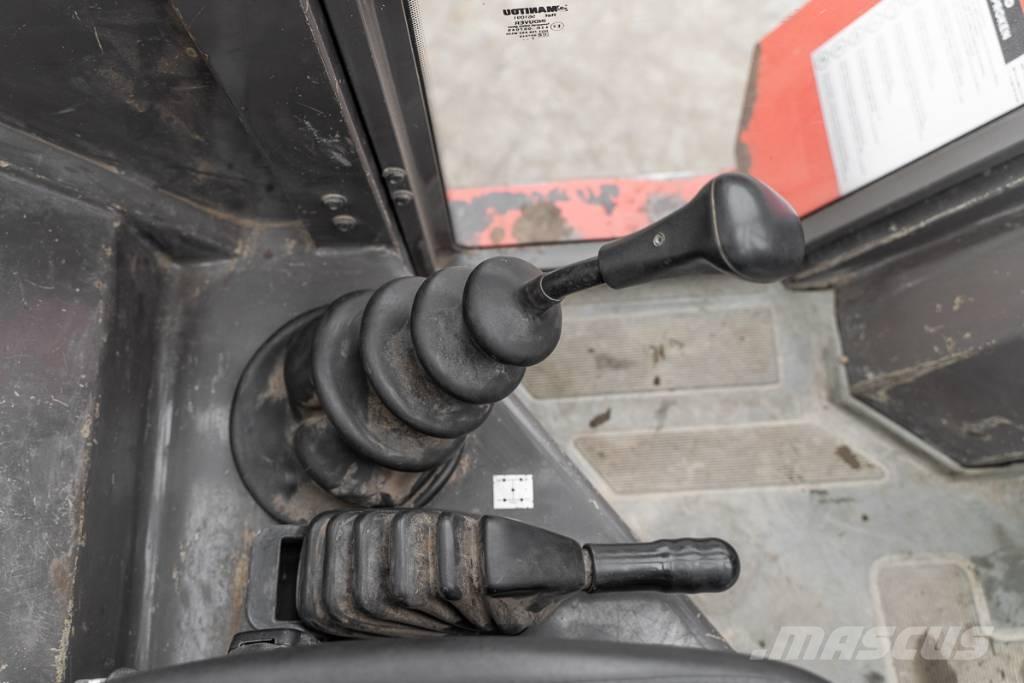 Manitou M 30-4 شاحنات الديزل