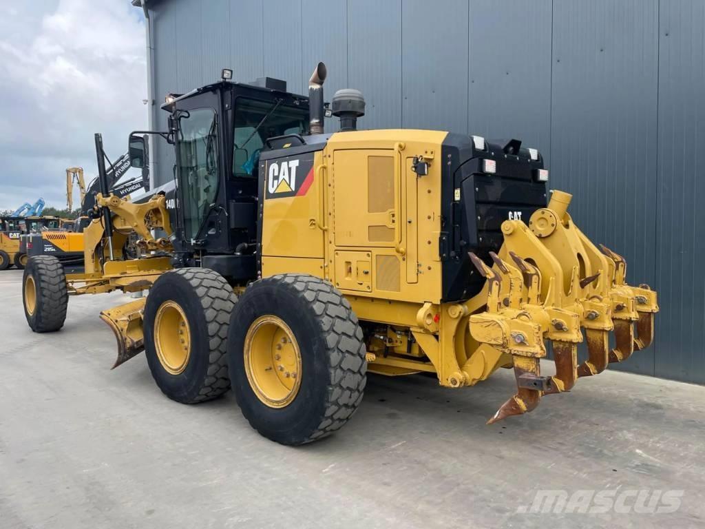 CAT 140M3 معدات تمهيد الطرق