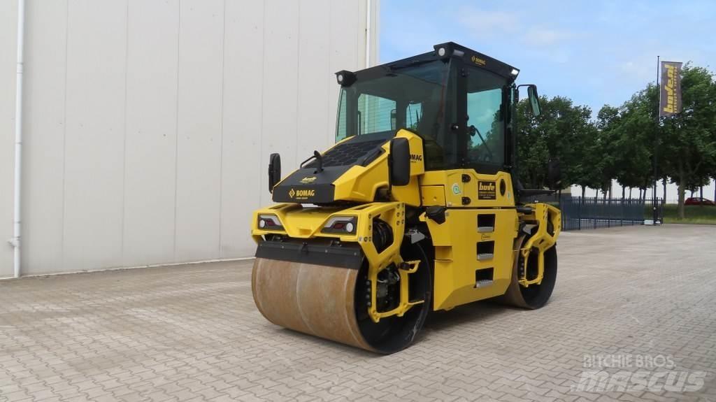 Bomag BW154 APO-5 مداحل ثنائية الاسطوانة