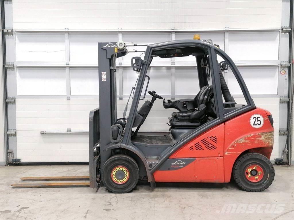 Linde H25D-02 شاحنات الديزل