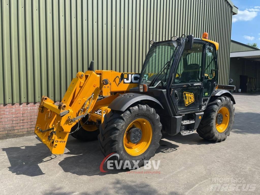 JCB 541-70 معدات مناولة لأغراض الزراعة