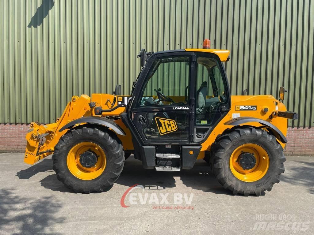JCB 541-70 معدات مناولة لأغراض الزراعة