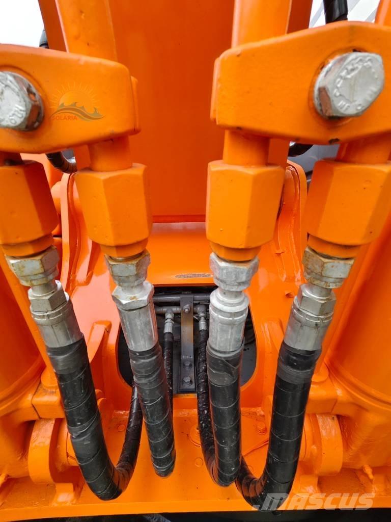 Hitachi EX 120 حفارات زحافة