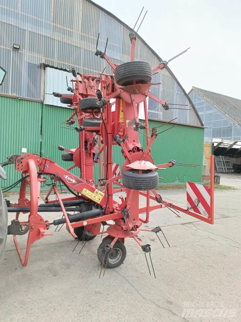 Kuhn GF 8702 ماكينات زراعية أخرى