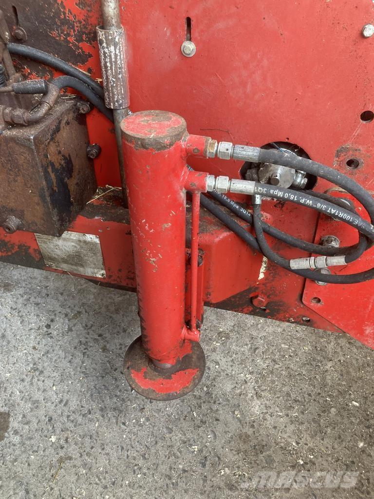 Trioliet AVM 24 ملقمات