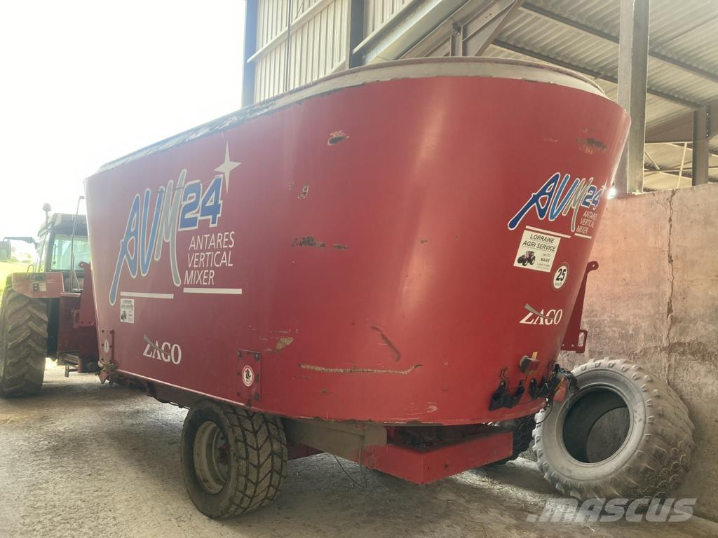 Trioliet AVM 24 ملقمات