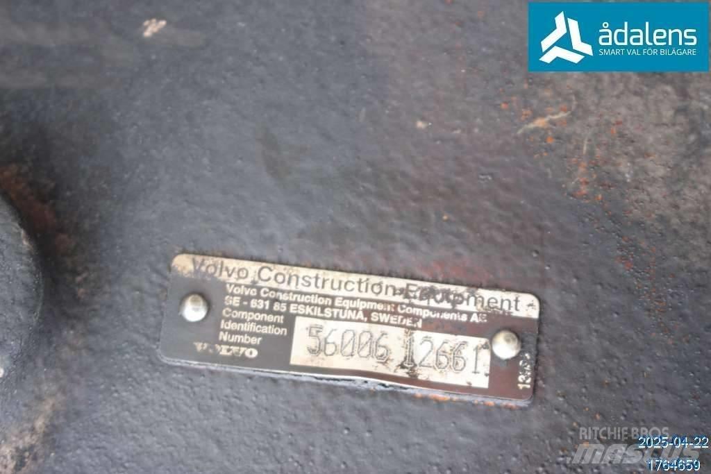 Volvo L 120 G محور العجلة