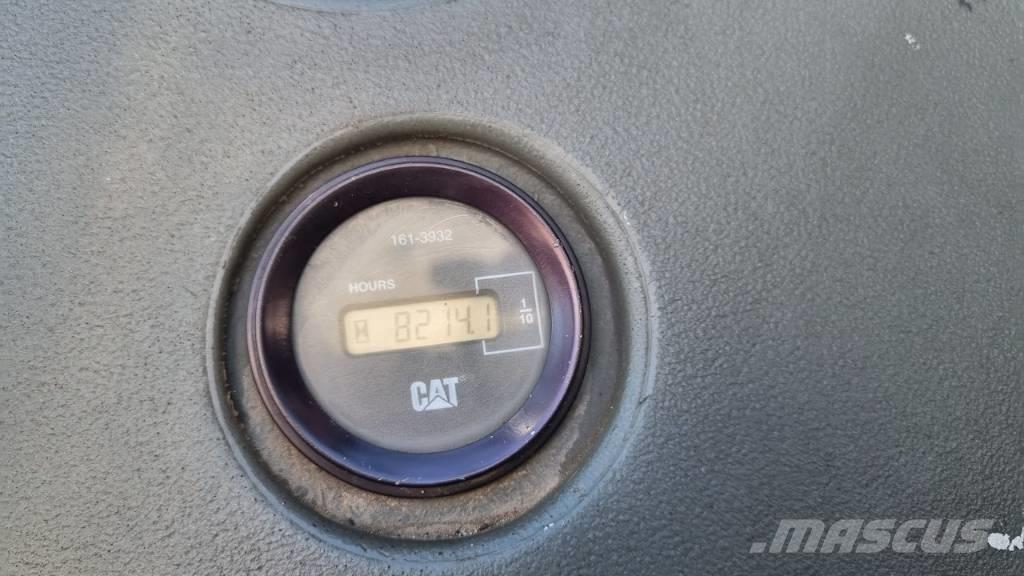 CAT 432d لوادر ذات جرافات عكسية
