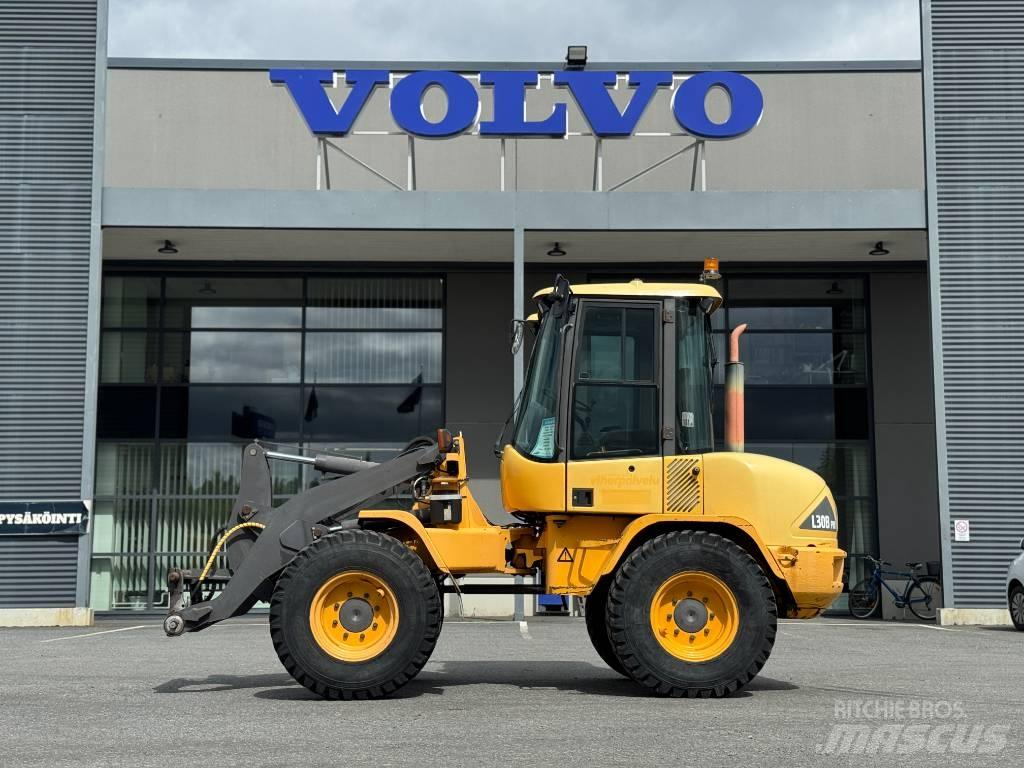Volvo L 30 B لوادر بعجل