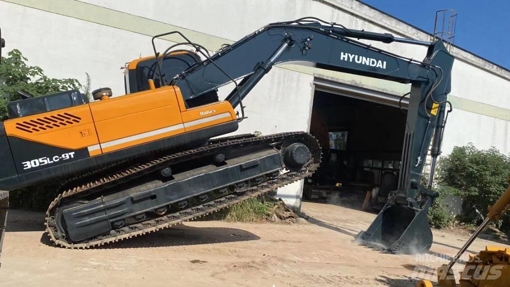 Hyundai 30 L-9 A حفارات زحافة