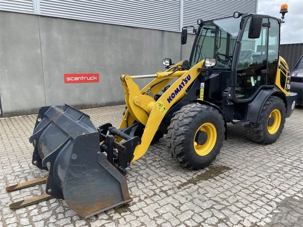 Komatsu WA70M-8EO لوادر متعددة الأغراض