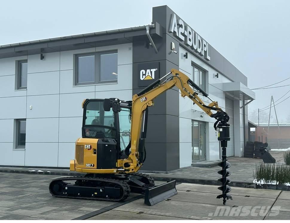CAT 302.7 CR حفارات صغيرة أقل من 7 طن (حفارات صغيرة)