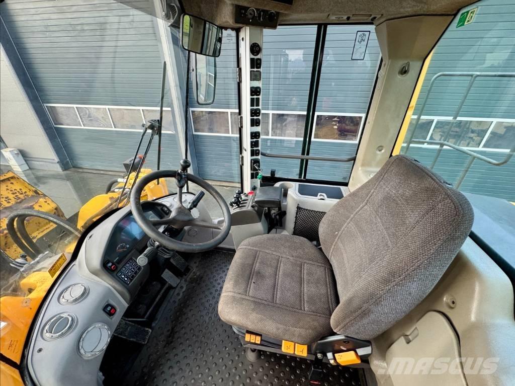 Volvo L 150 F لوادر بعجل