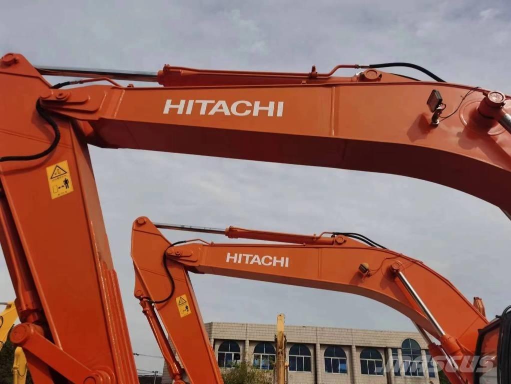 Hitachi ZX 240 حفارات زحافة