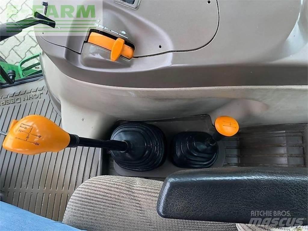 John Deere 5070 m الجرارات
