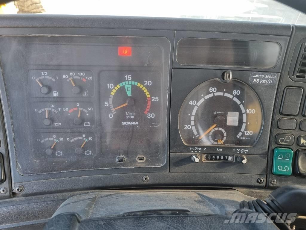 Scania P 94 GB شاحنات الرافعات