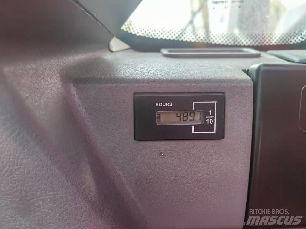 Doosan DX 225 LC حفارات زحافة