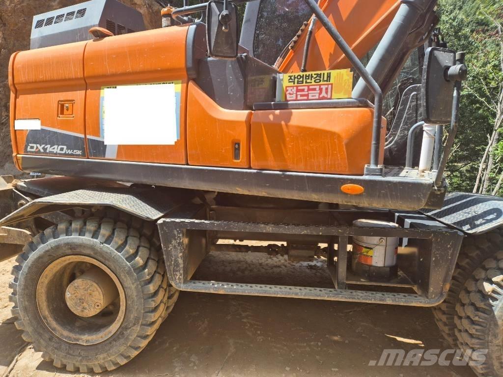 Doorne-Daf DX140W-5 حفارات بعجل