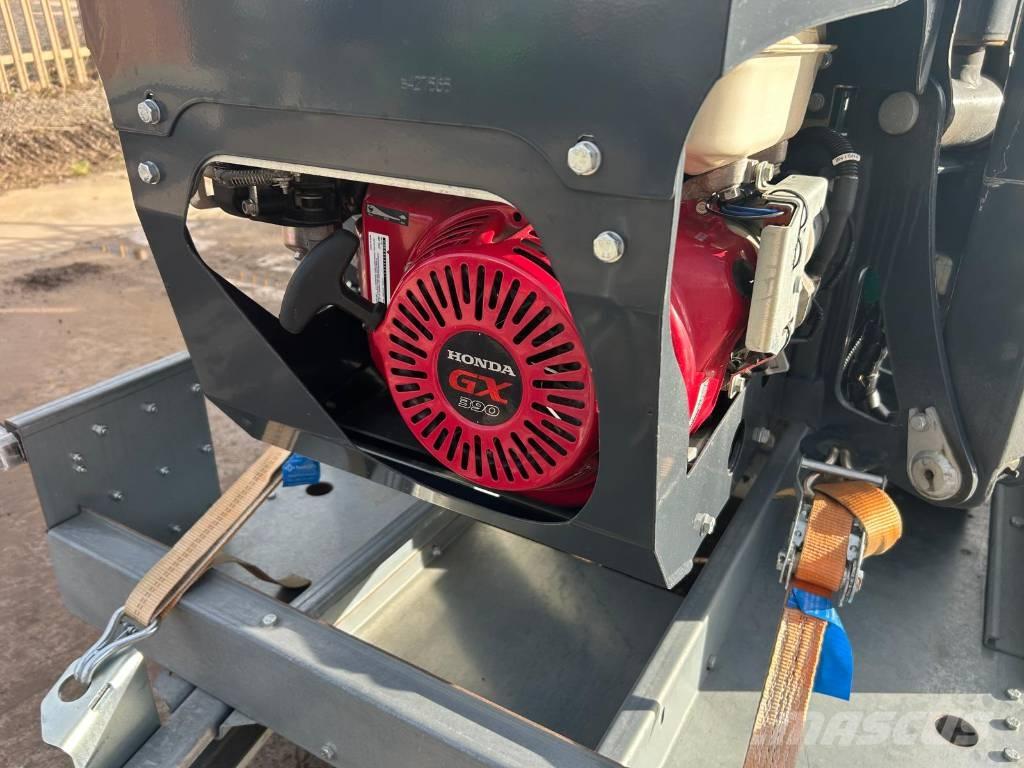 Leguan 135 رافعات ومنصات أخرى