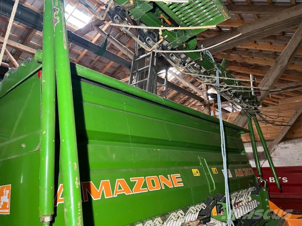 Amazone AD 303 Super مثاقيب مدمجة