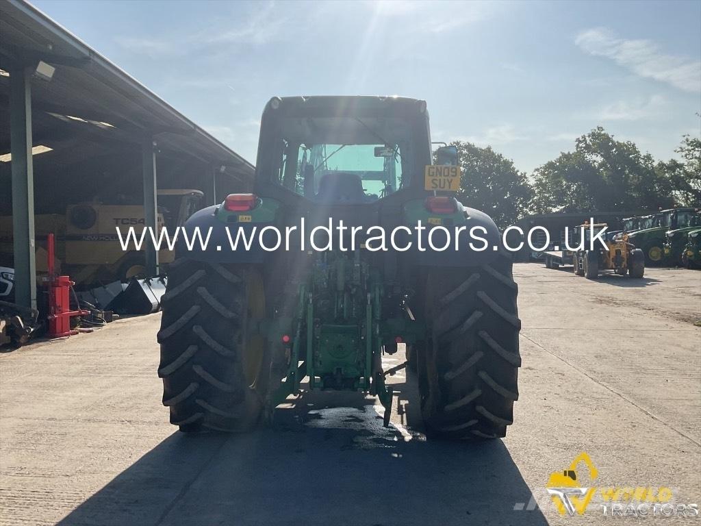 John Deere 6630 الجرارات