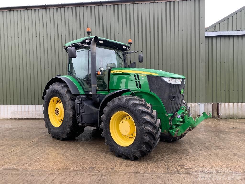John Deere 7230 R الجرارات