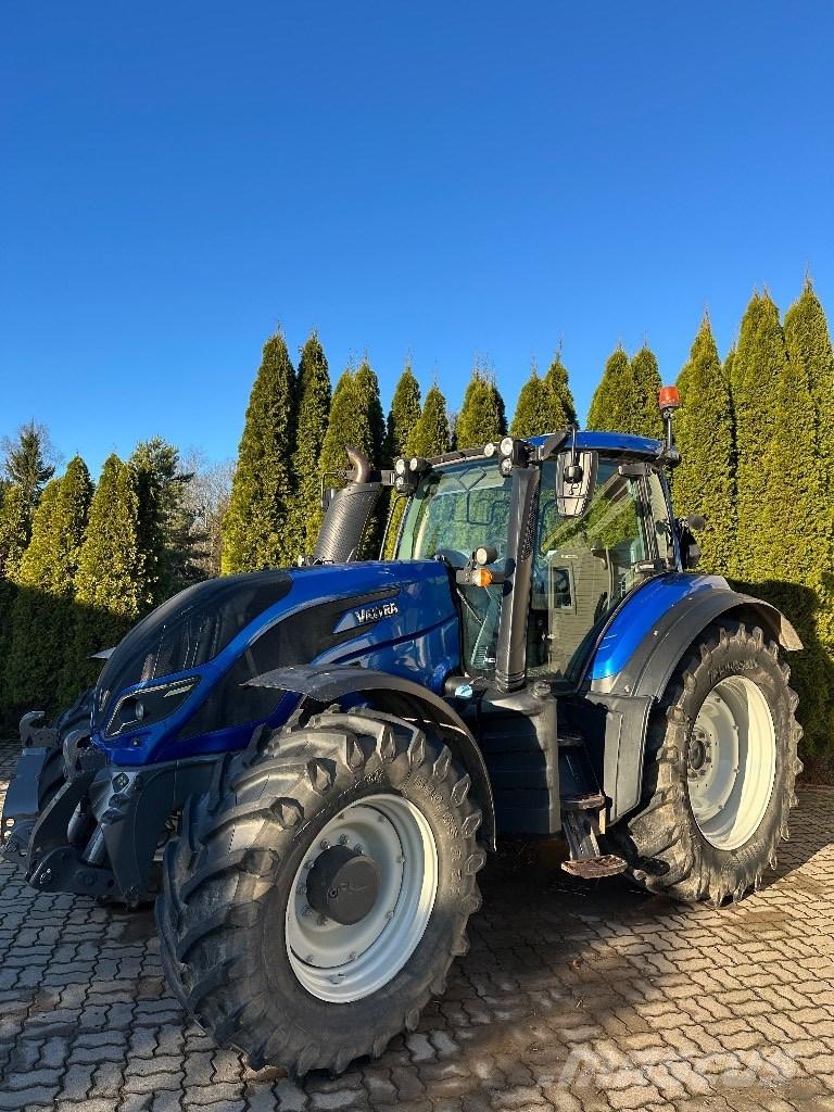 Valtra T234 VERSU الجرارات