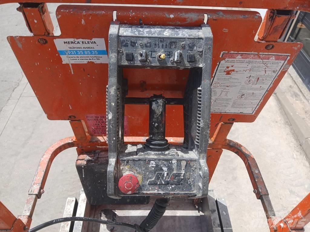 JLG 2630 ES رافعات مقصية الشكل