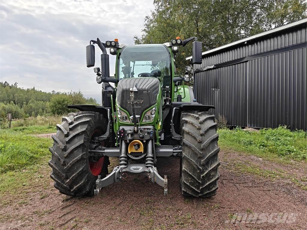Fendt 718 Gen6 الجرارات