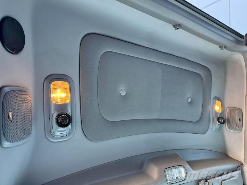 Peterbilt 389 وحدات الجر