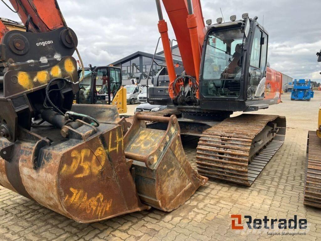 Hitachi ZX 350 LC-6 حفارات زحافة