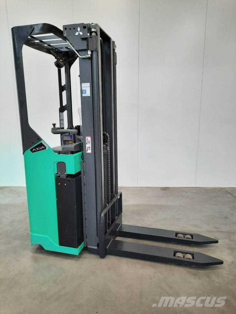 Mitsubishi SBR16N2 شاحنات مناولة ذاتية الدفع