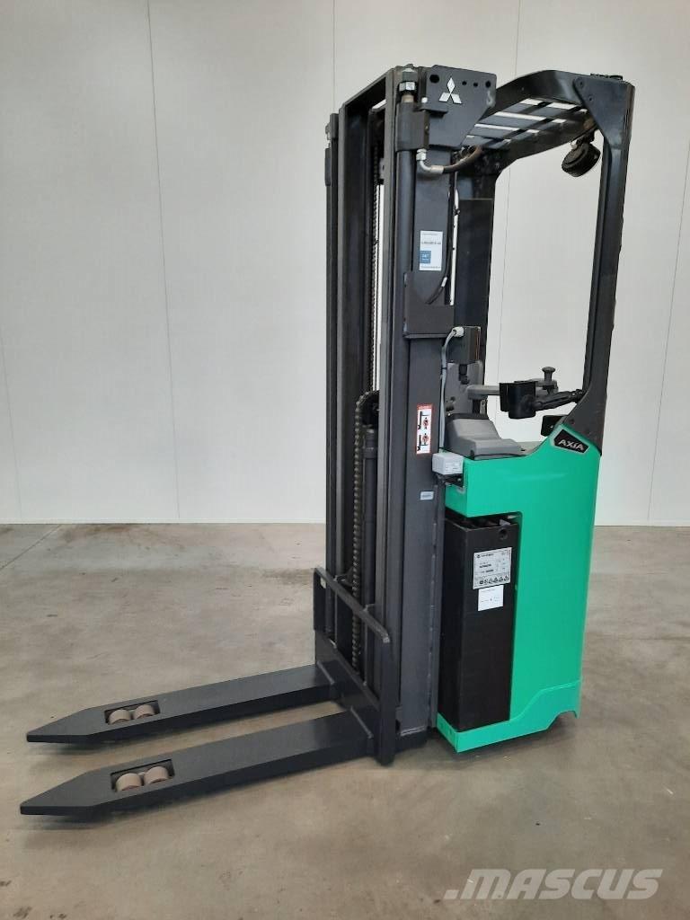 Mitsubishi SBR16N2 شاحنات مناولة ذاتية الدفع