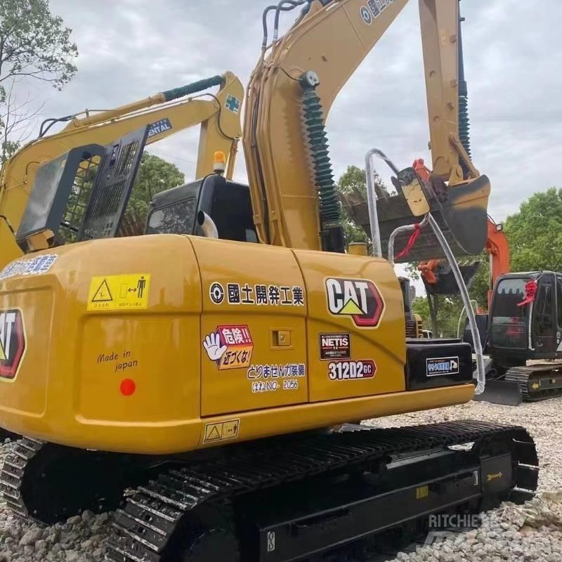 CAT 312 حفارات زحافة