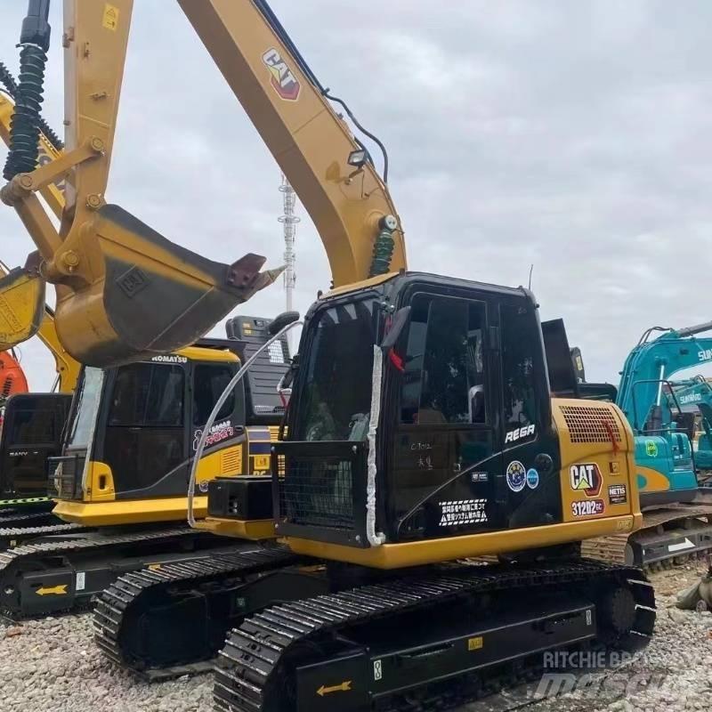 CAT 312 حفارات زحافة