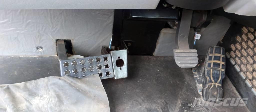 CAT 730 C 2 ساحبات مفصلية