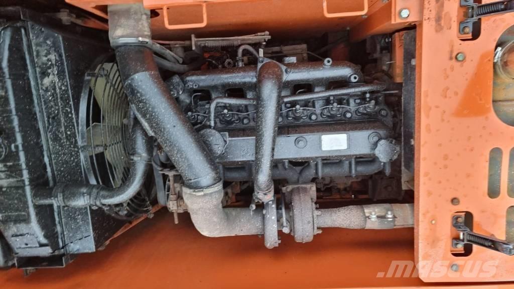 Daewoo SL130LC-V حفارات زحافة