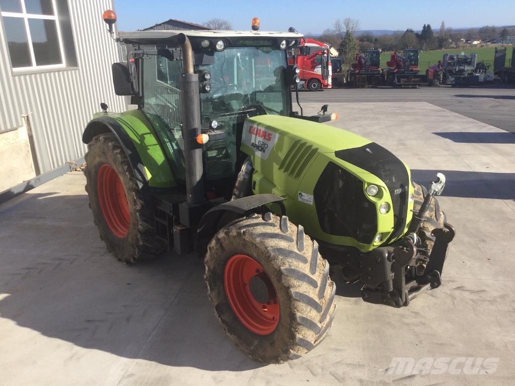 CLAAS ARION 620 الجرارات
