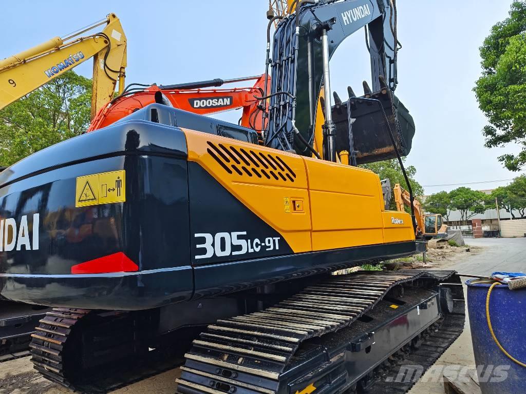 Hyundai R305LC-9T حفارات زحافة