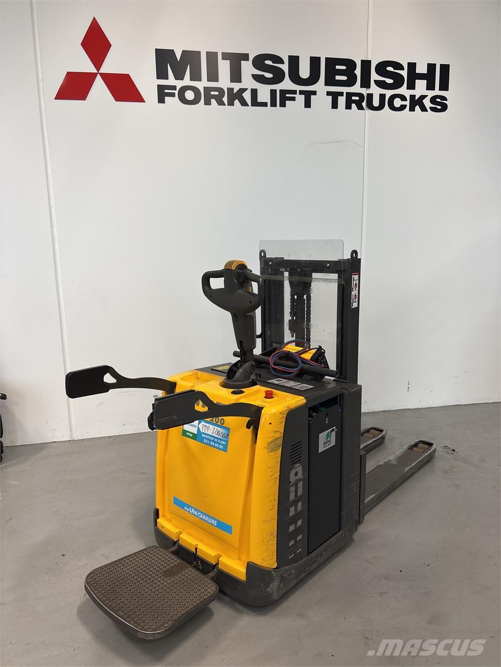 Atlet PDP200 شاحنات مناولة ذاتية الدفع