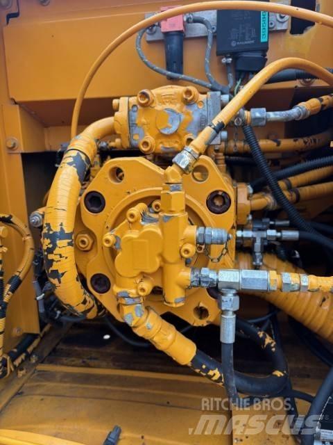 Kobelco SK 250 LC-6 حفارات زحافة