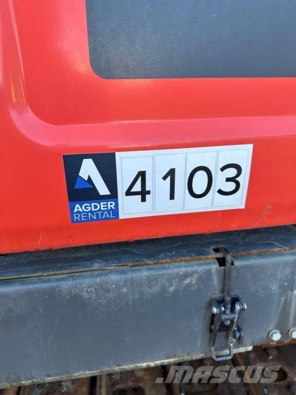 Sandvik DX 800I معدات الثقب السطحي