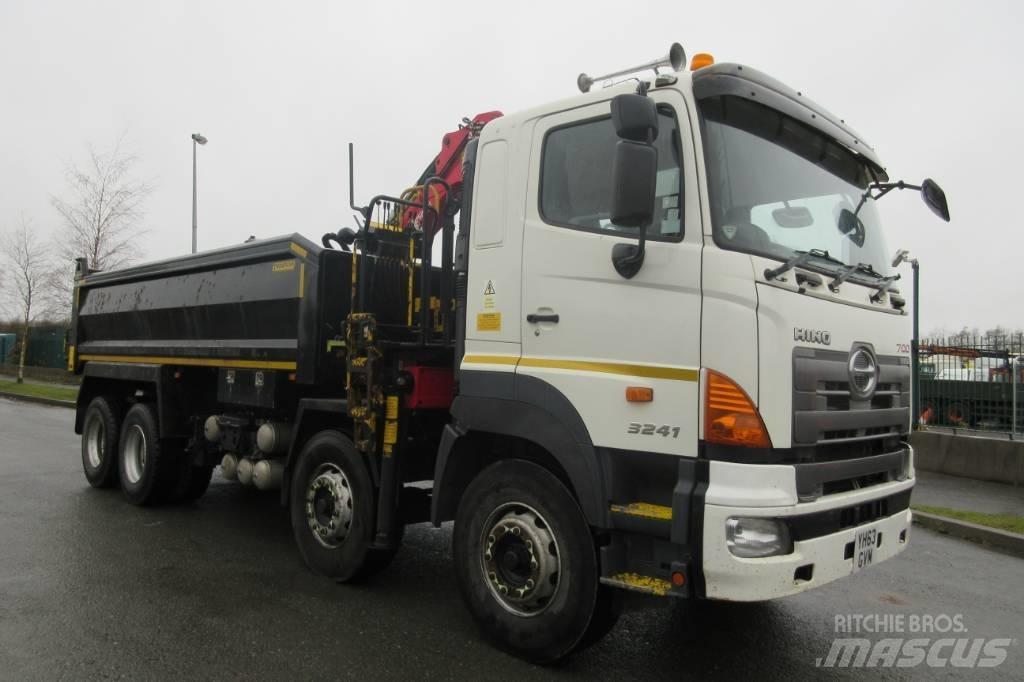 Hino 700 شاحنات قلابة