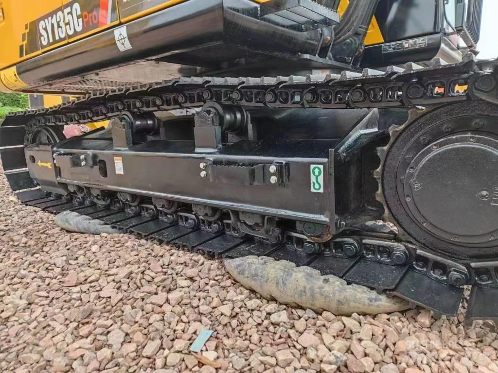 Sany SY 135 C Pro حفارات زحافة
