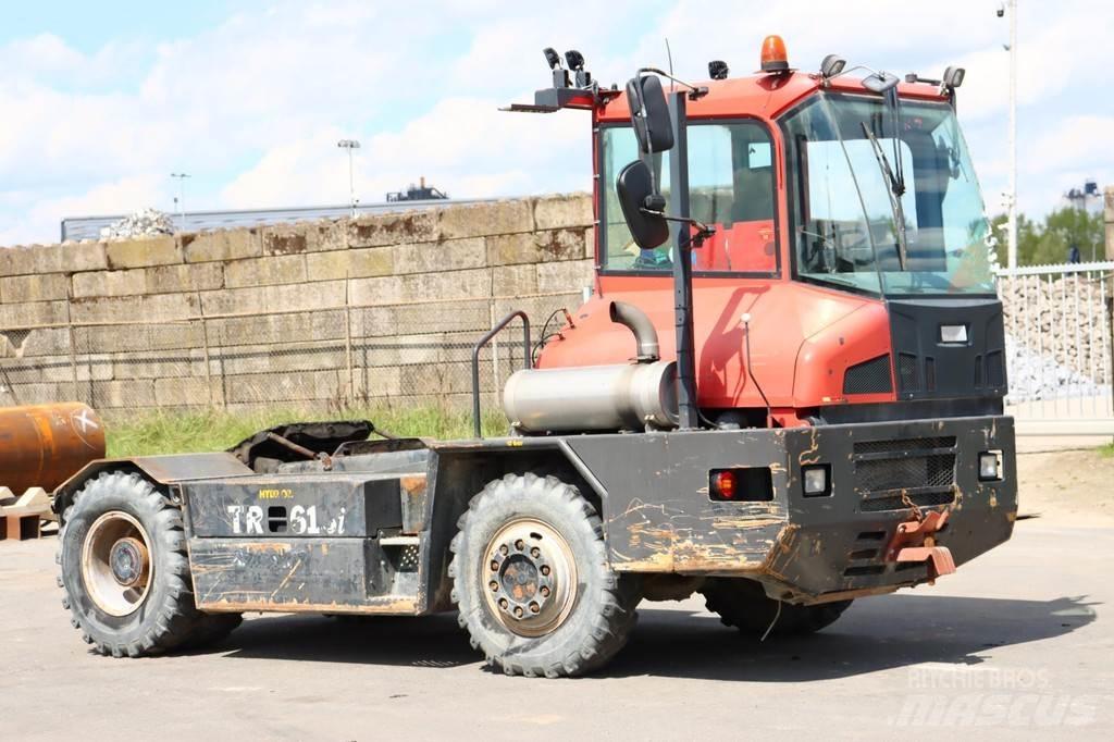 Kalmar TR618iA جرارات صالات المطارات