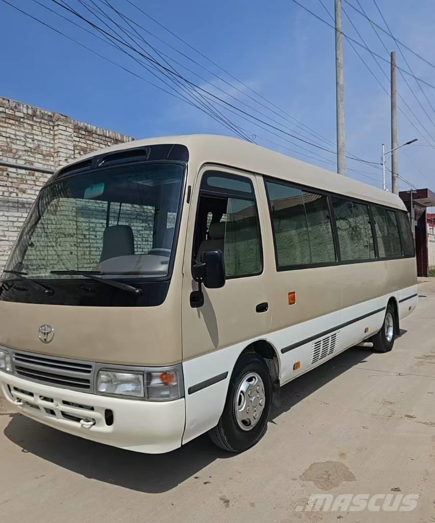 Toyota Coaster Bus حافلة صغيرة