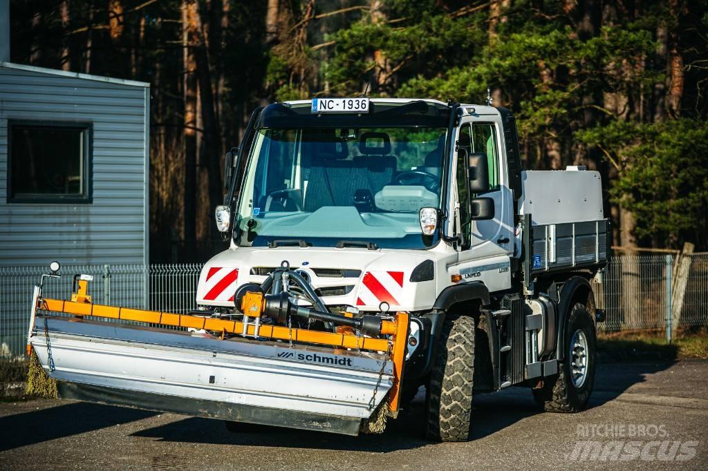 Unimog U 318 شاحنات كاسحة