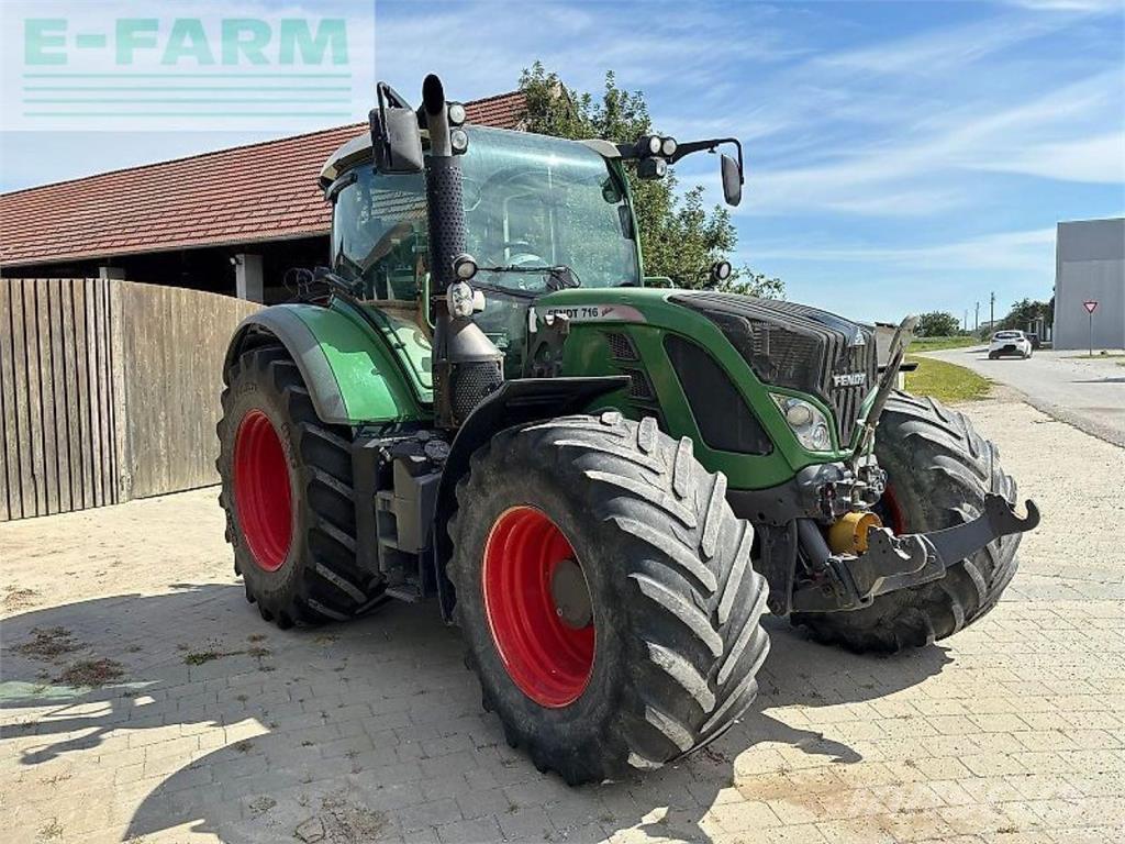 Fendt 716 vo vario الجرارات