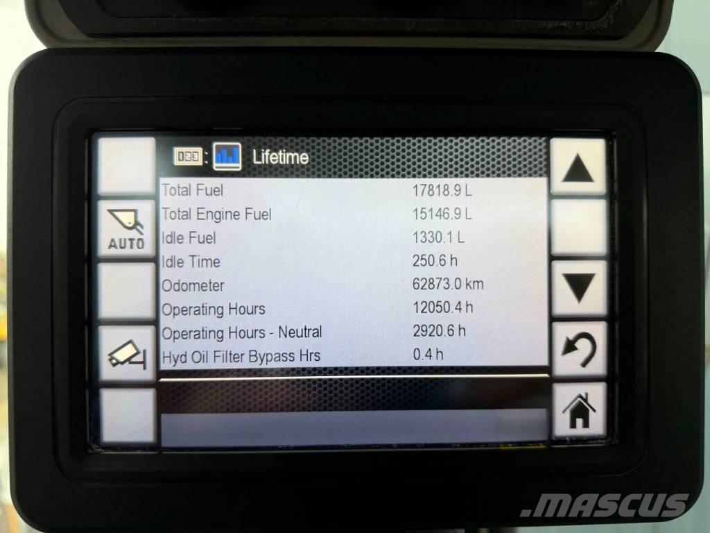 CAT 966M XE لوادر بعجل