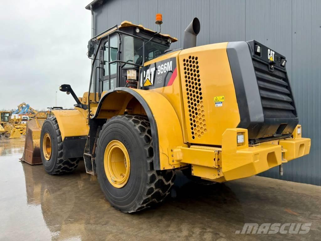 CAT 966M XE لوادر بعجل
